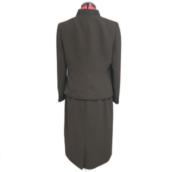 Suit Studio Skirt Suit Women Petite Size 12P Black 2-Piece Blazer and Skirt Set - Picture 4 of 8